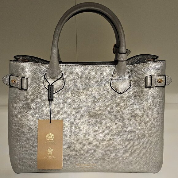 Brand New Burberry Handbag - Picture 1 of 5